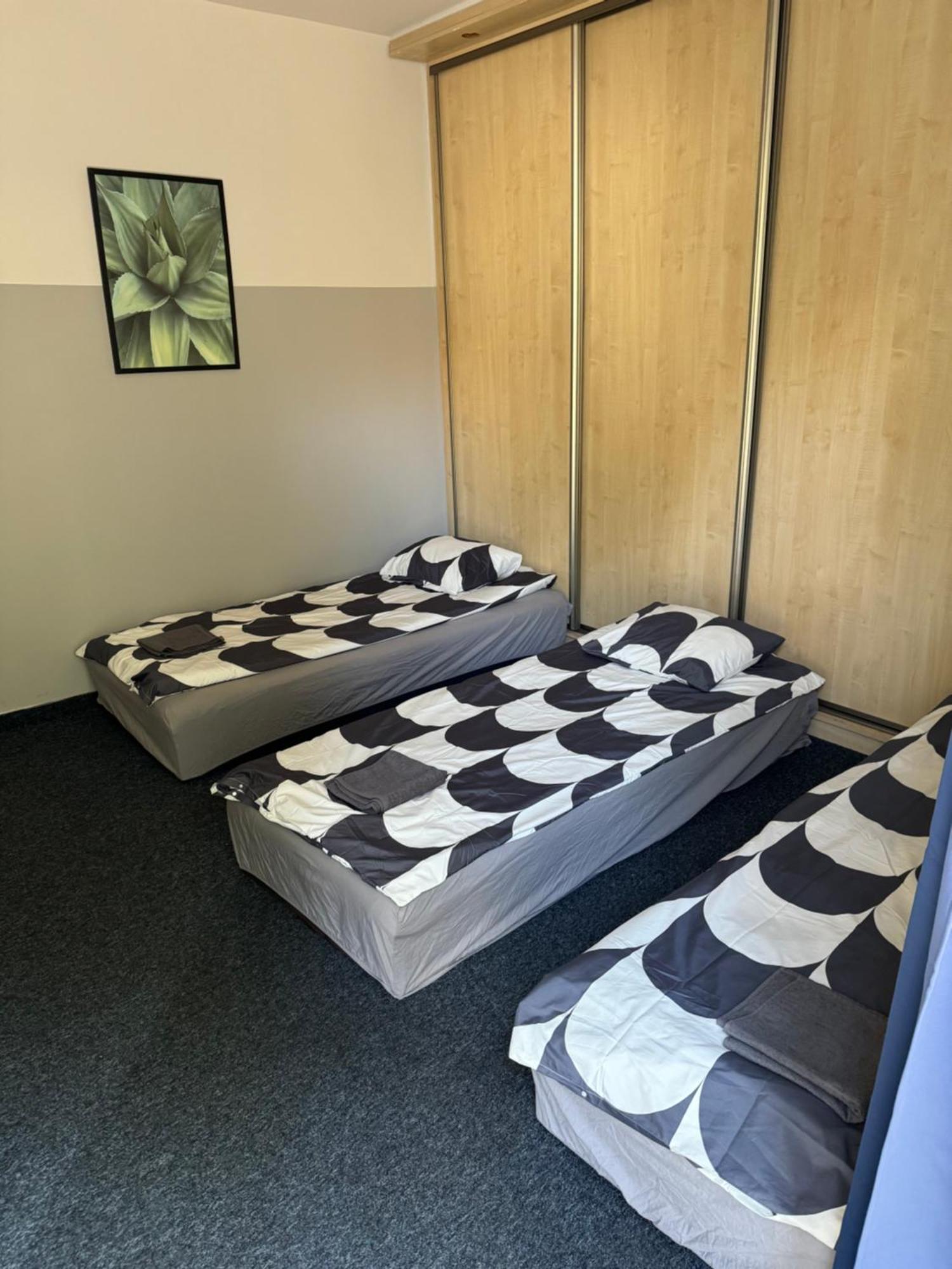 Wilanowska Hostel Varsó Kültér fotó