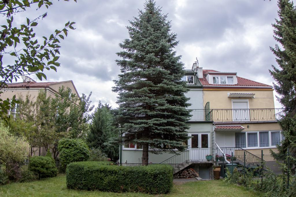 Wilanowska Hostel Varsó Kültér fotó